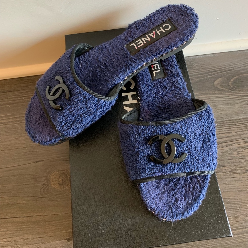 *SOLD* Chanel Flat Terry Cloth Iconic Sandals